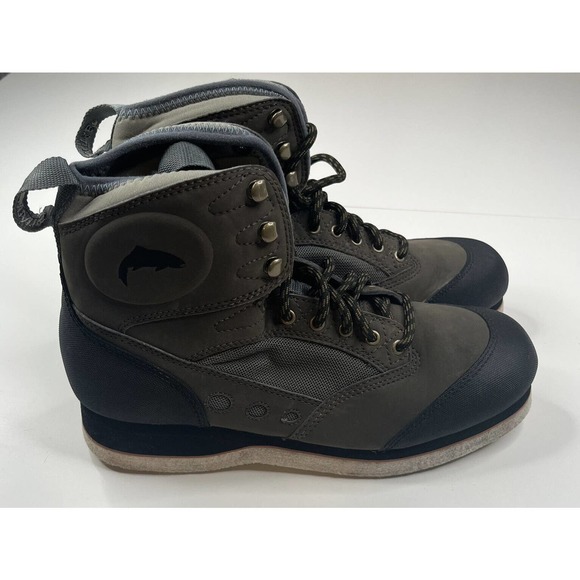 NWT Simms Felt Bottom Fishing Boots W/ Cleat Screws Size 8 Men’s Green Black - Picture 1 of 6